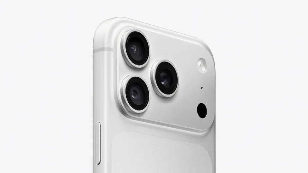 iPhone 18 Pro chega às lojas na sexta (18); Apple dá 10% de desconto à vista na loja oficial 2 Câmera traseira do iPhone 18 Pro com sensor Fusion de 48 MP e abertura variável para fotos em baixa luminosidade.